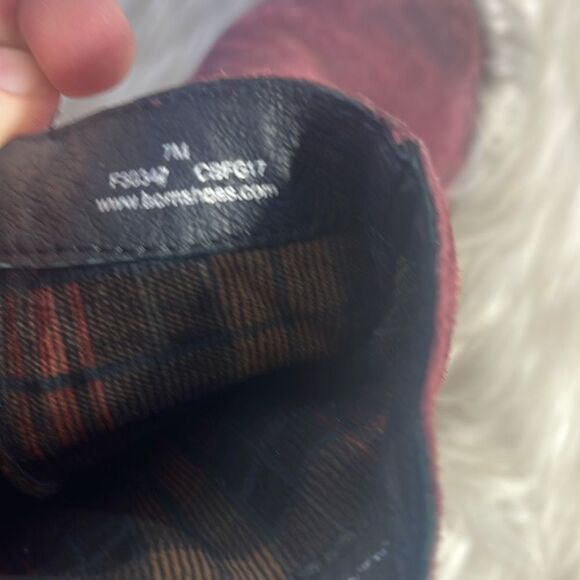 Born Cory Burgundy Suede Distressed Side Zip Booties Sz 7 - Picture 5 of 7